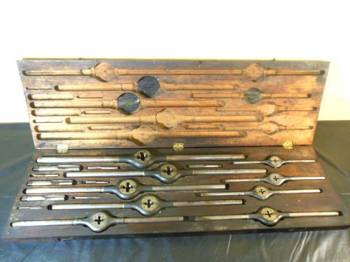 1884**RARE** WILEY &amp; RUSSELL LIGHTNING LARGE TAP &amp; DIE TOOL SET &amp; WOODEN CASE.