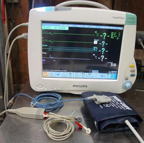 Philips MP40 IntelliVue Anesthesia Bedside Monitor w 3001a module and leads