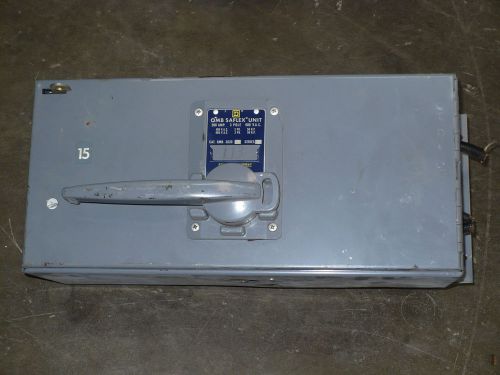 Square d qmb-3620 saflex fusible panelboard switch, 200a, 3p, 600 vac, used for sale