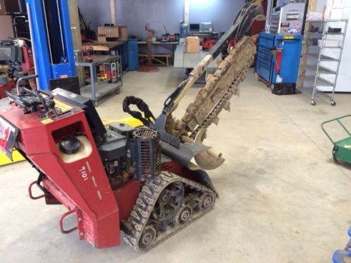 Toro TRX  19 Trencher with 3&#039; Digging Head