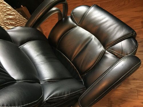 Executive Office Chair