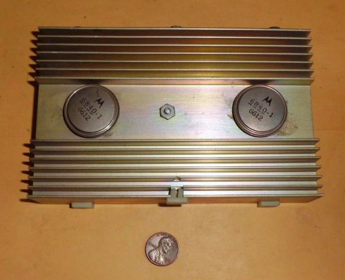 Assembly of 2 Motorola Vintage Power Transistors On Heatsink