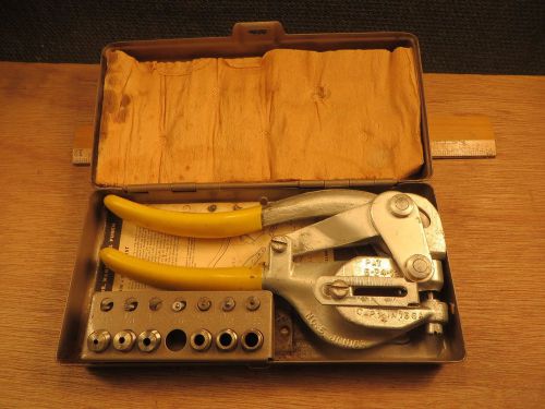 Vintage WHITNEY-JENSEN PUNCH NO. 5 JR in Original Metal Case - Old USA Tools VGC