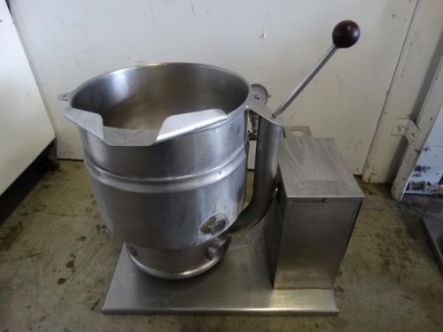 2001 Groen TDB/7-20 Electric 20 Gallon Tilting Kettle 208V 3PH Several Available