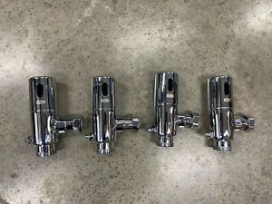 ZURN Automatic Flush Valve,Toilet,1.28 gpf, ZTR6200EV( Lot Of 4)