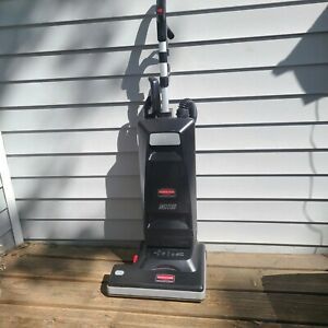 Rubbermaid MH15 Commercial  Series Upright Vacuum Cleaner Preowned