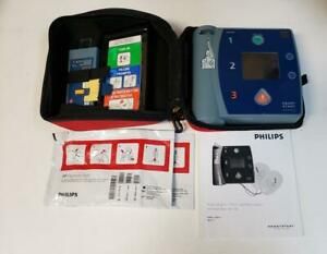 Philips HeartStart FR2+ AED Defibrillator M3861A Soft Case 2 Batteries 11/15 E