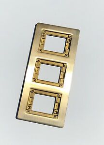 Walker Wiremold 837B Brass Rectangular Floorbox 3 Gang Trim