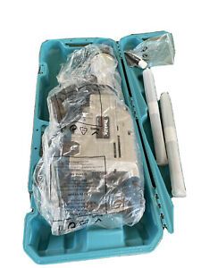 Makita HM1304B 35 lb. Demolition Hammer