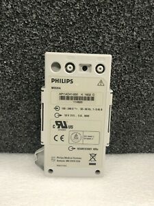Philips M3539A MRx Heartstart AC Power Adapter  / 18V--- 5A, 90W / READ