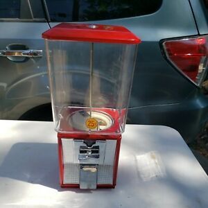 Super 60 Northwestern vending machine W/ Key