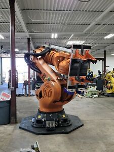 KUKA KR1000 HC4 FLR Titan Industrial Robot with KRC4 Controller - Very Low Hours