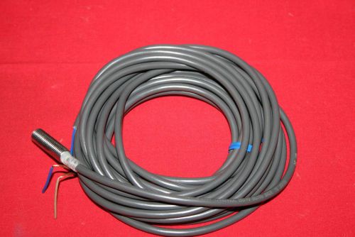 NEW Omron Proximity Switch E2E-X2D1-N (5m length) -- NEW WITHOUT BOX - BNWOB