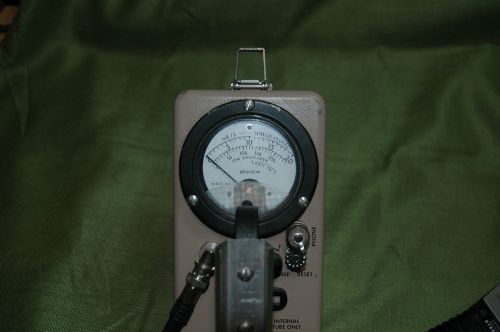 Eberline E-520 and &#034;pancake&#034; Radiation Detection Meter and Probe