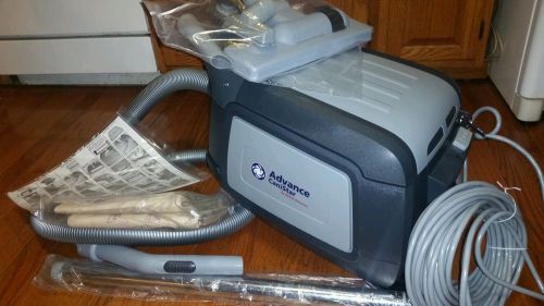 New  nilfisk advance canistar tank vacuum commercial vacuum cleaner retail 600$ for sale