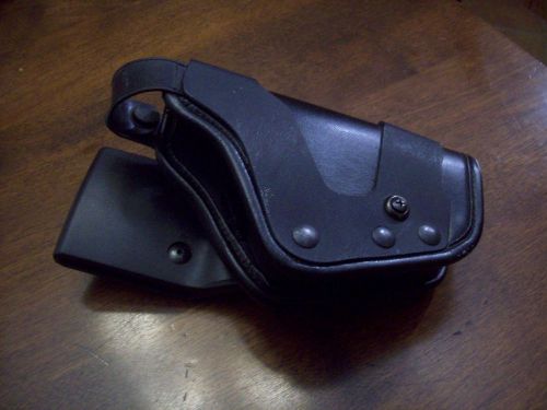 UNCLE MIKE&#039;S MIRAGE - SIZE 21 - GUN HOLSTER - RIGHT HAND