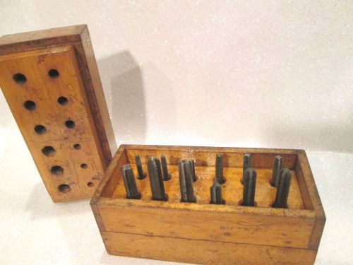 VINTAGE  TAP AND DIE SET WITH BOX  12 piece tool