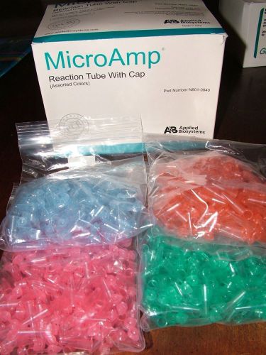 Applied biosystems 700 MicroAmp Reaction Tubes with caps N801-0840