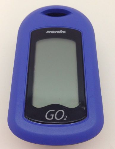 Nonin go2 fingertip oxygen saturation monitor (blue) missing battery cover for sale