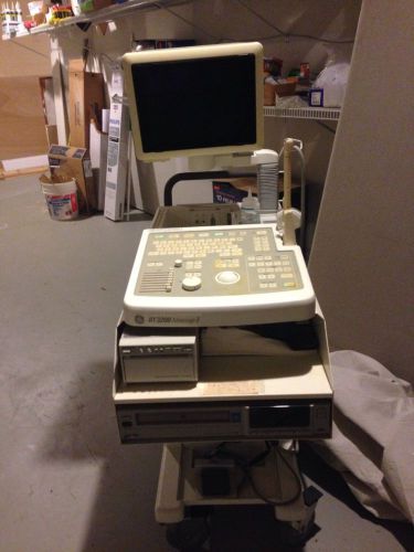 Ultrasound machine rt 3200 advantage 2 by GE with Probes