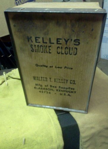 Walter T. Kelley&#039;s Smoke Cloud &amp; Other Vintage Beekeepers Supplies