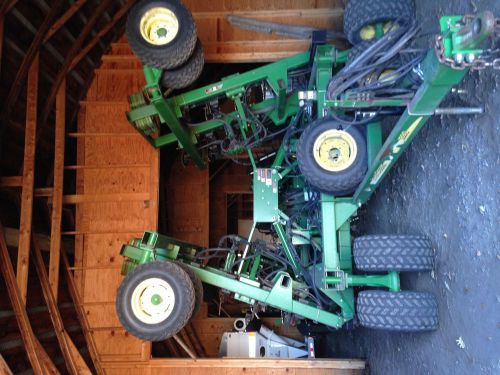 John deere 1890 notill drill 30&#039; with 36 single disk openers 10&#034; spacing for sale
