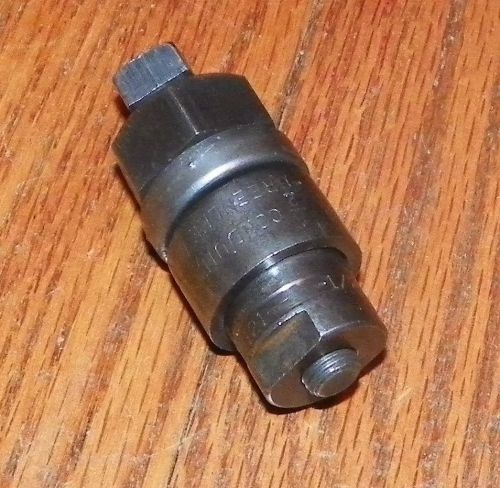 Greenlee USA 1/2&#034; Conduit 7/8&#034; Diameter Cutter Knockout Punch AV122/ AV121