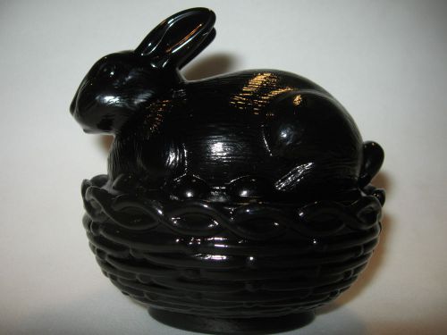 Black Amethyst glass bunny rabbit on nest / basket candy dish easter eggs purple