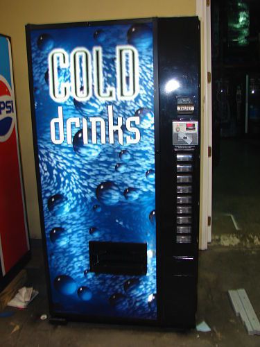 Dixie narco 501e drink machine / multi price / cold drinks logo / 9 select (643) for sale