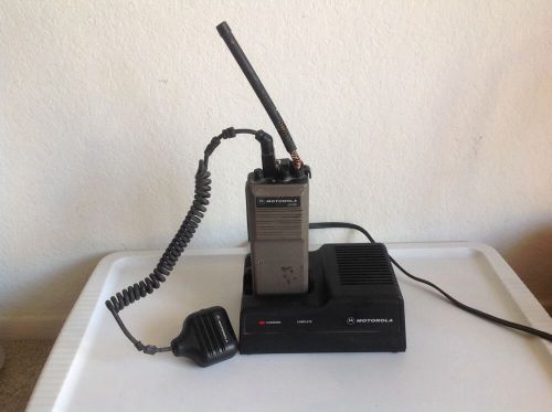 Motorola MT1000 HT600 Portable radio Rapid Charger And Radio Rental