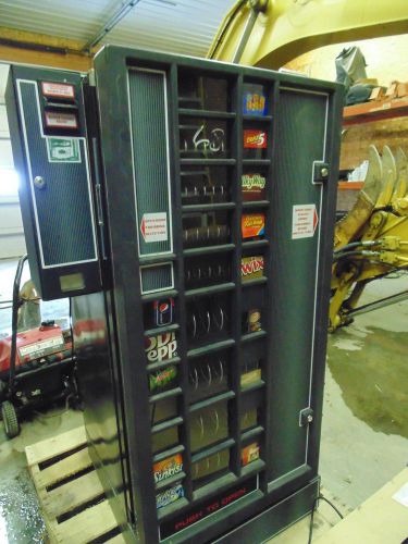 Antares combo drink/snack vending machine for sale