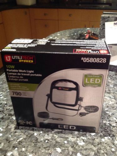 Ultitech PRO 0580828 10W portable work light LED 700 lumens - new