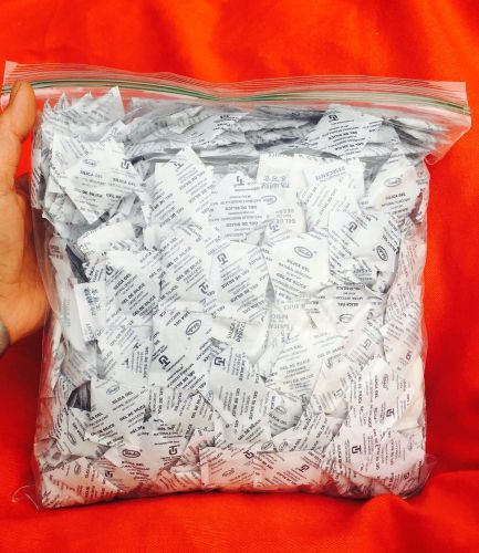 1000 packets silica gel dessicants, 2 LBS moisture absorbent pack in 11x10 bag