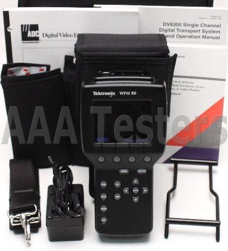 Tektronix WFM 90 Handheld Waveform Vector Audio Display Monitor WFM90 WFM-90