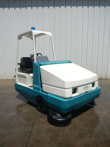 TENNANT 6550 ELECTRIC POWERED PARKING LOT WAREHOUSE SWEEPER