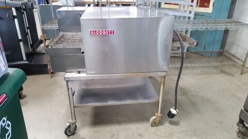 Blodgett mt1828e/aa electric convection conveyor pizza oven 208v 3 phase on cart for sale