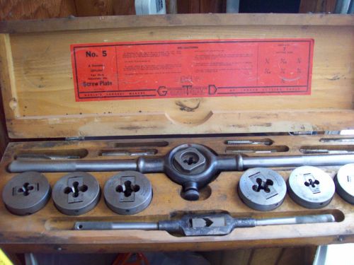 Vintage Little Giant Screw Plate Tap and Die Set