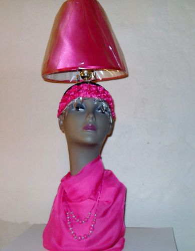 mannequin head display table lamp