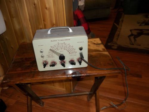 Vintage Heathkit R.F. Signal Generator Model SG-7 &#034;Not Tested&#034;