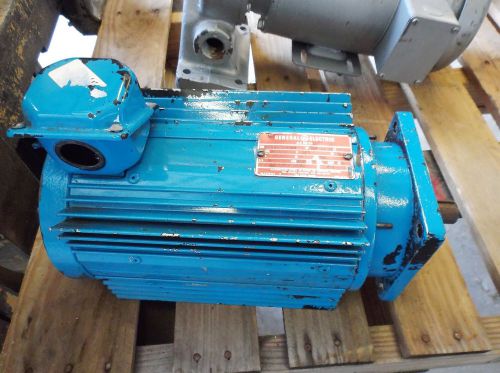 GENERAL ELECTRIC 5K49QG2838V AC MOTOR, HP 150 LB IN, 2200 RPM, 180 V (USED)