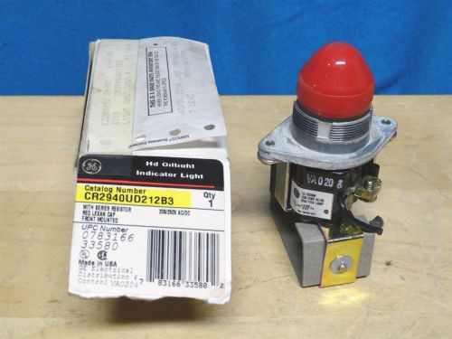 General Electric ~ Hd Oiltight Indicator Light ~ Model CR2940UD212B3 ~ NOS