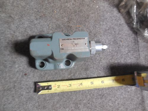 NEW UCHIDA REXROTH RELIEF VALVE # DB10-2-A0/200 L-76