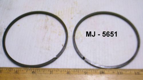 Lot of 2 - leslie controls inc. - piston rings - p/n: 3365 (nos) for sale