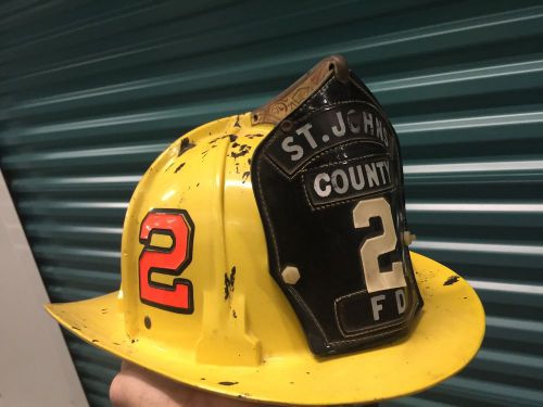 Cairns Brothers Helmet Yellow Fireman Turnout Gear Fire Fighter St Johns FREES&amp;H