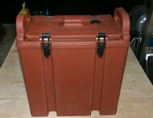 Cambro Insulated Soup Carrier Model# 350LCD Our#5