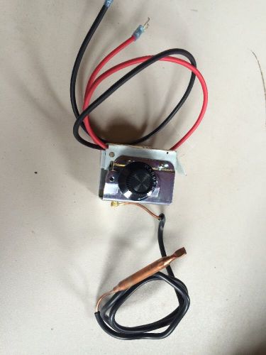 QMARK UHMT1 Unit Mounted Thermostat, 25A, 120 To 277V, $1AEB$ (RL 7439)