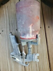 DeVilbiss- JGA 502 body work Paint spray Gun 30