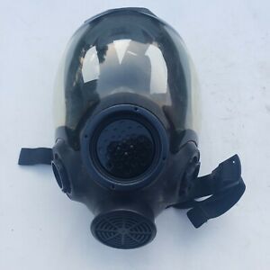 MSA 7-1293-1 Medium Full Face Gas Mask Respirator Fire Riot - no covers/caps