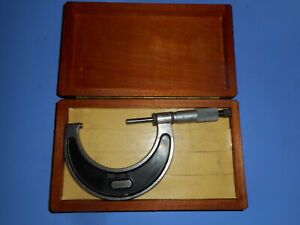 STARRETT T226RL-3 Outside Micrometer 2-3&#034; * .0001 Incr. * Wood Box