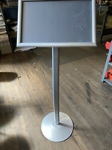 sign boards / poster stands